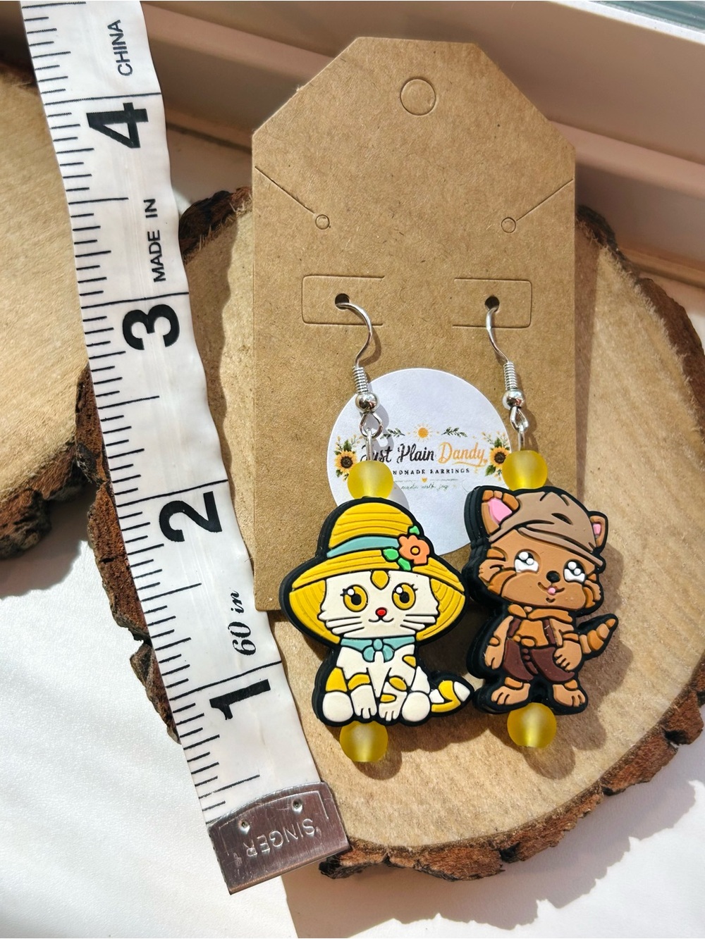 Cute Garden Cat Dangle Earrings Yellow Summer Kitty Earrings - Picture 3 of 3